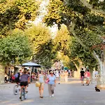 Hsud0784 Plaza 1