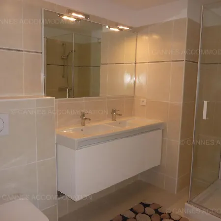 Hsud0784 Plaza 1 * Mandelieu